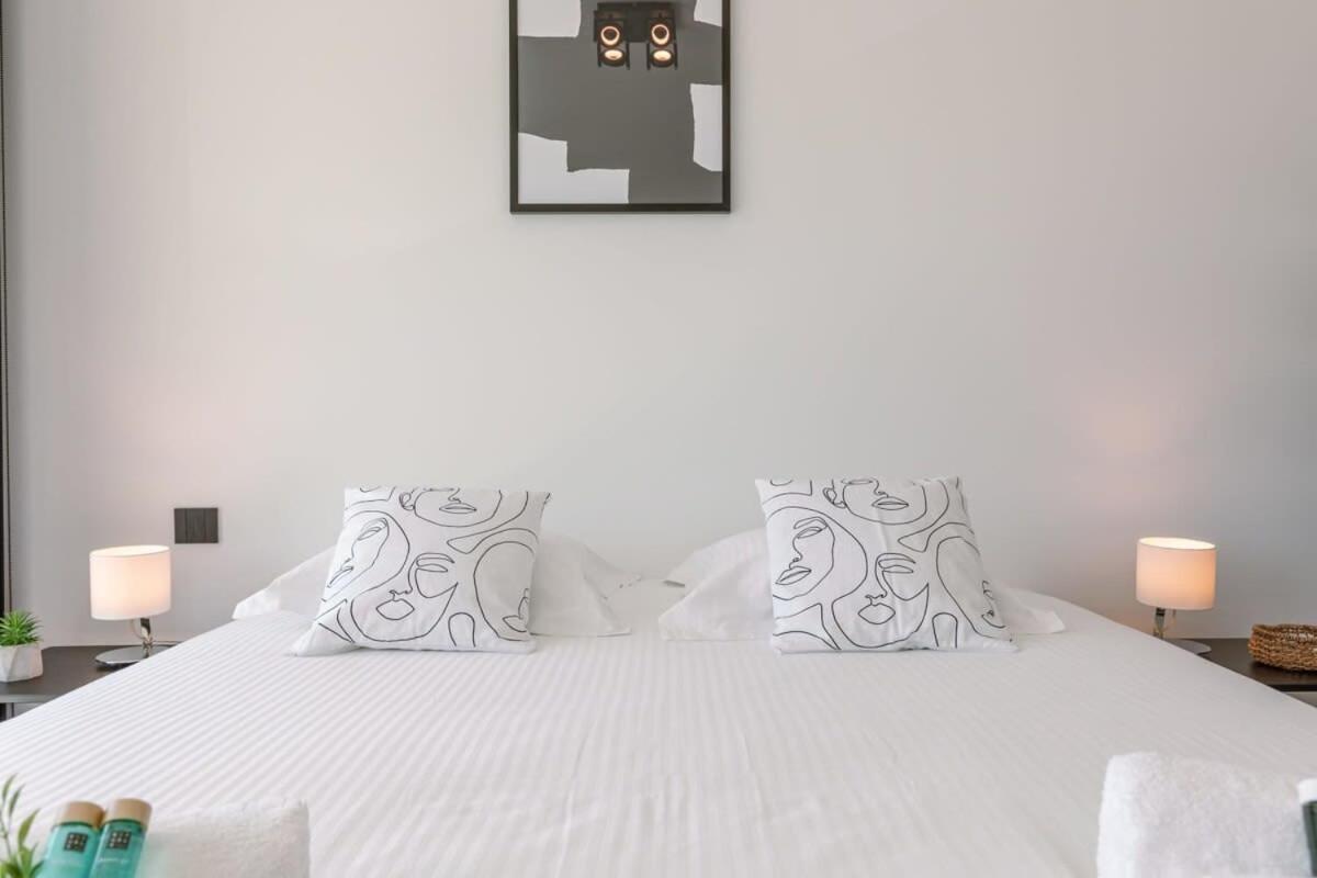 New, Luxurious And Modern Apartment With Private Parking Koksijde Eksteriør billede